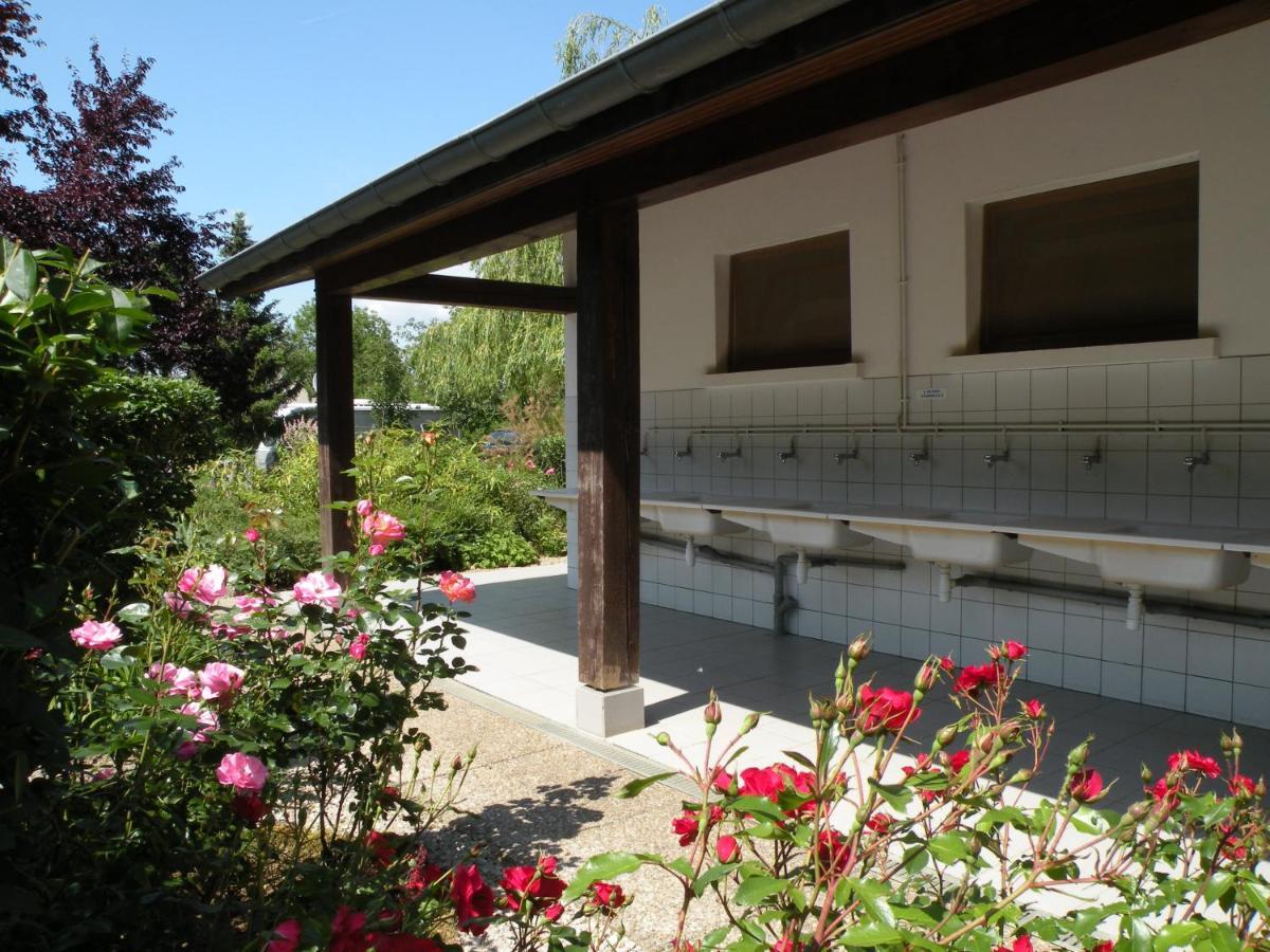 Tente Cabane Du Camping Hautoreille Bannes  Buitenkant foto